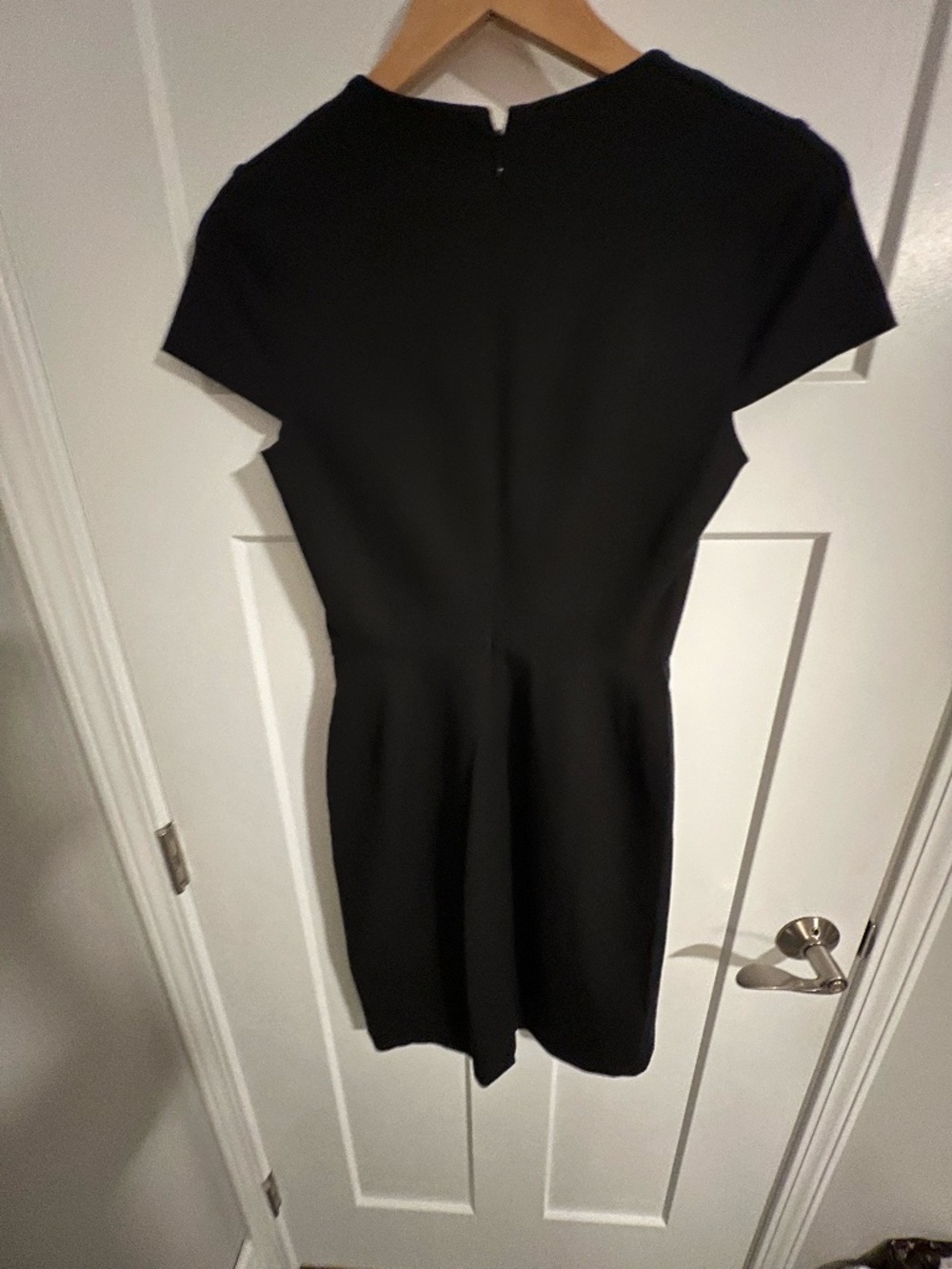 Banana Republic Sloan Black Sheath Stretch Dress | Size 4 Cap Sleeve